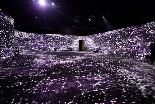 幻梦奇境·国内首家新媒体艺术中心携手黄莺&何在峰打造《十三场梦境